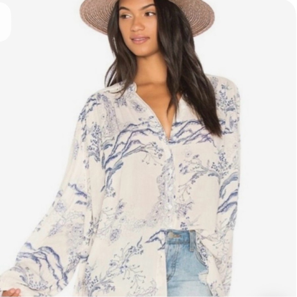 Free People Metallic Blooms Blouse. Size: Small